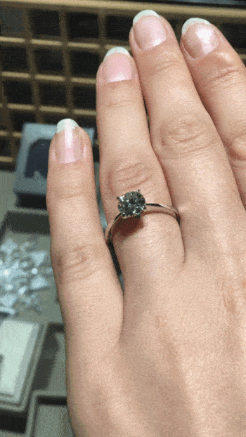 1.02ct E Color, VS1 Clarity Round Diamond at TSL