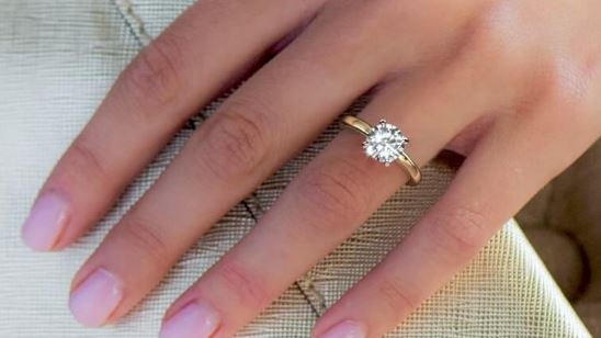 5k Diamond Ring