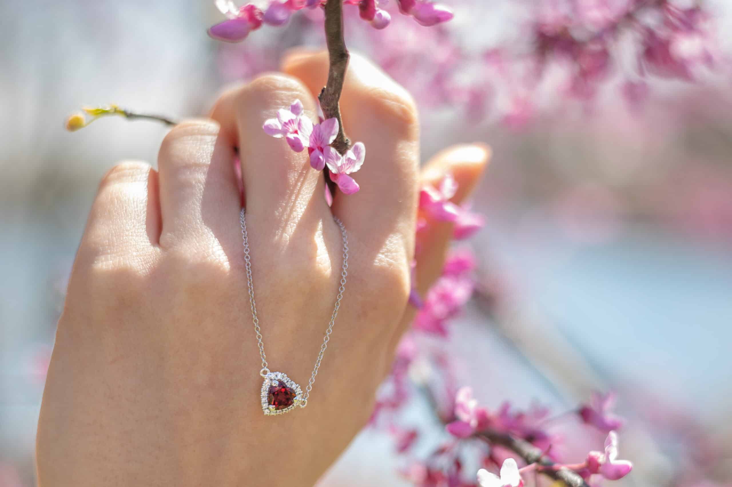 garnet gemstone pendant in heart shape