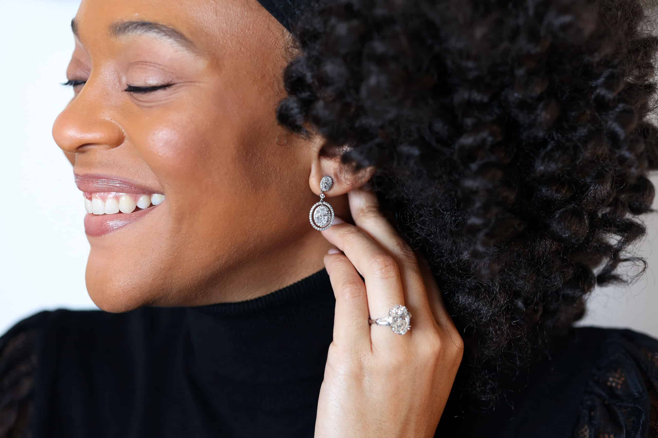 Beutiful oval cut jewelry made by Abe Mor