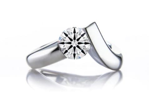 Unusual Tension Setting Style