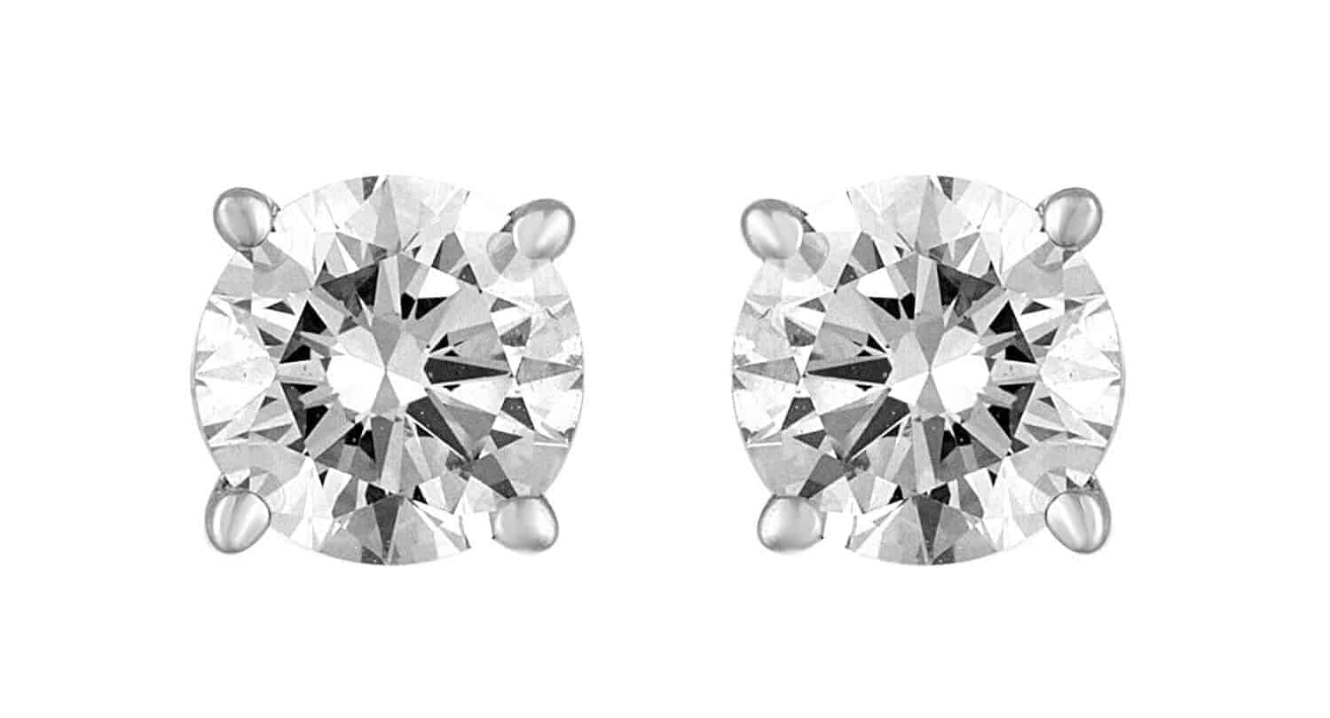 round cut diamodn studs from Diamondstuds