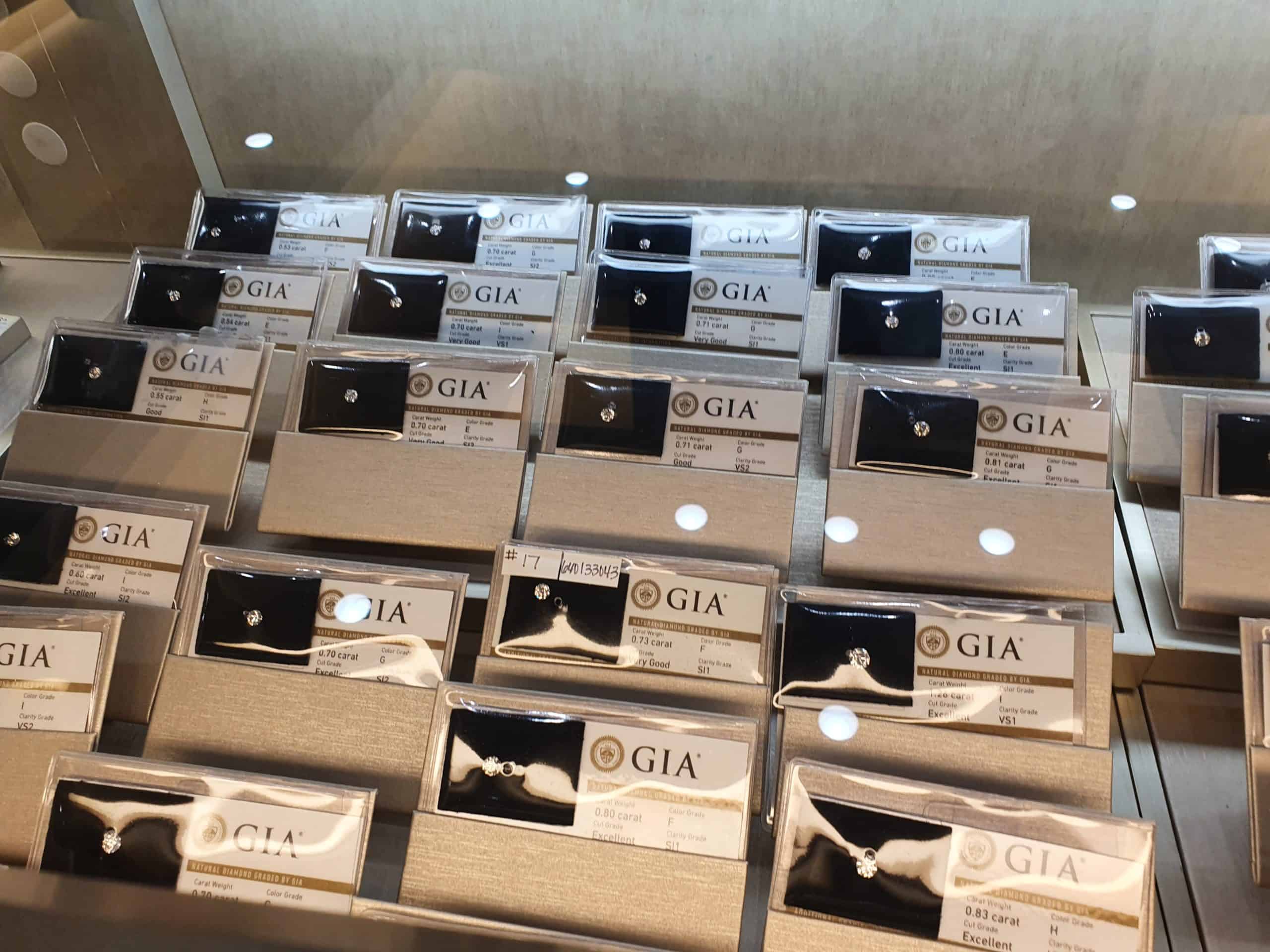 Display of GIA diamonds at Jared