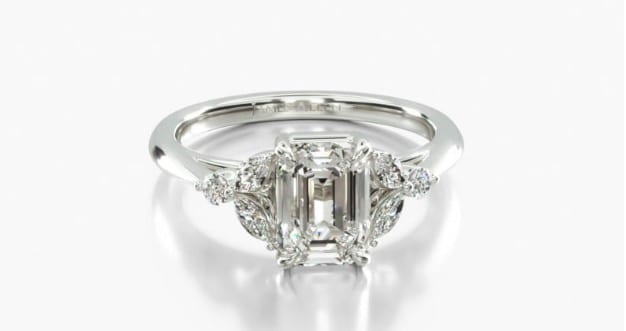 Laurel Leaves Diamond Ring for a romantic personality