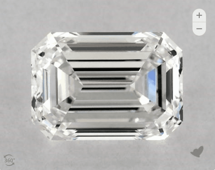 An example of an eye-clean VS1 Emerald Cut Diamond