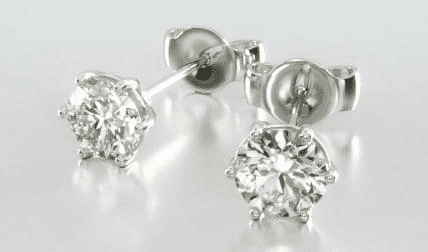 Six prong Round Cut Diamonds Stud Earrings